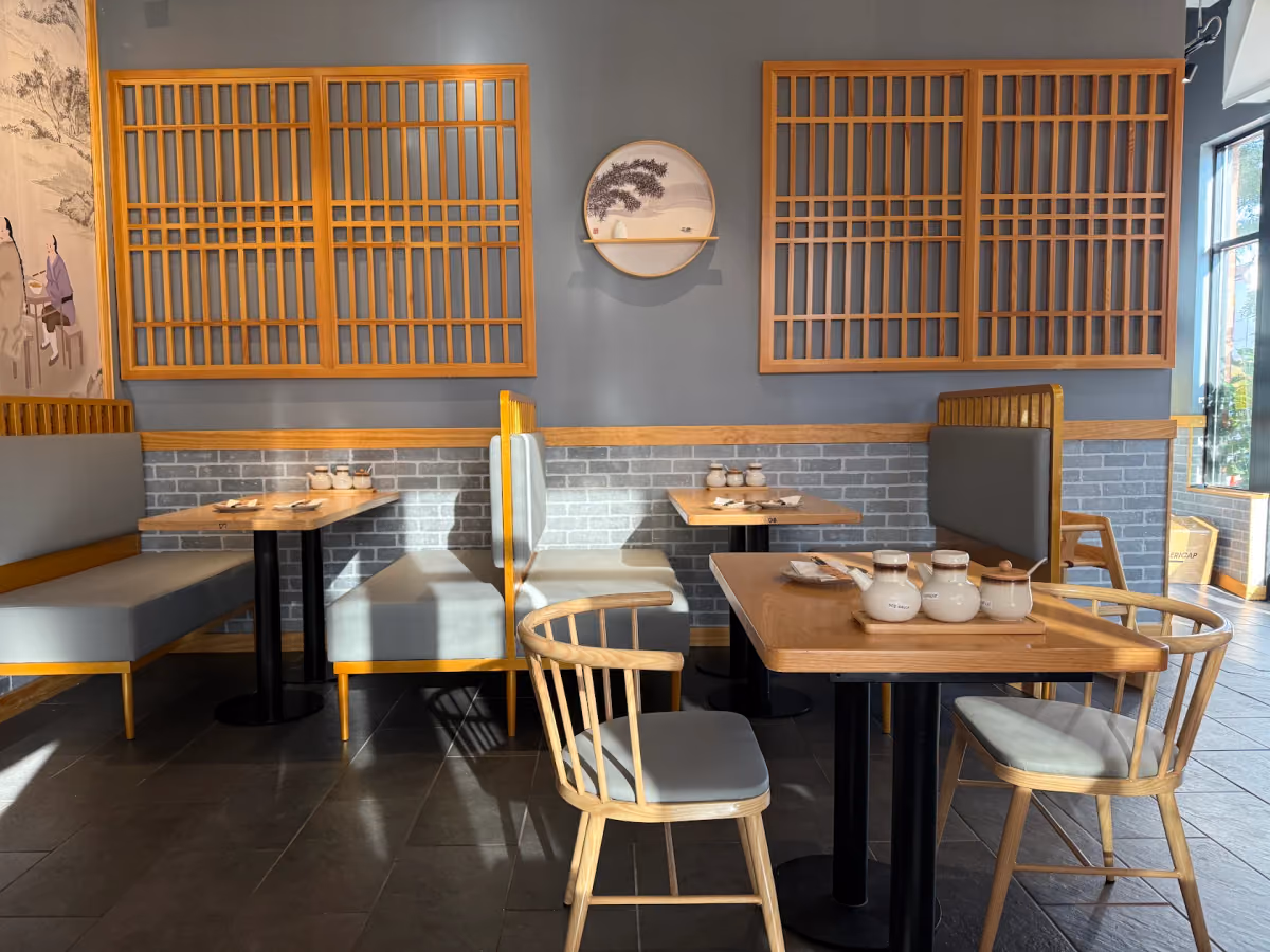 Restaurant interior 1